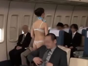 美人空姐們用著熟練的扭腰交付身軀 提供最棒的快樂